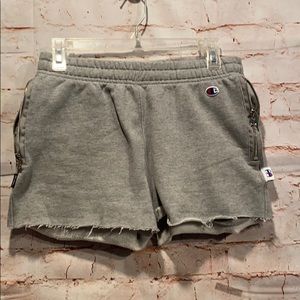 Champion x Beams cut off short sz M zip pockets
